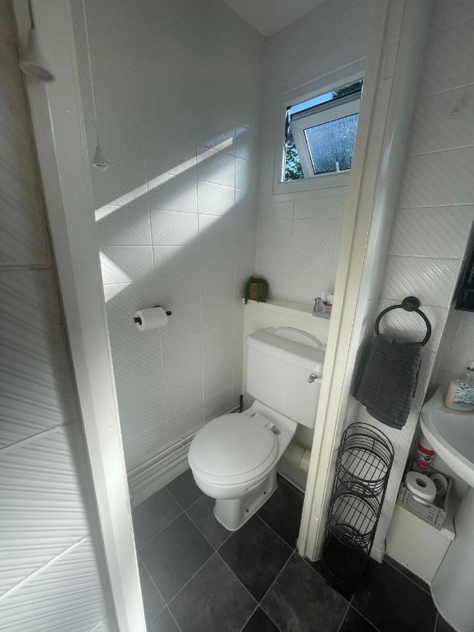 2 Bedroom Holiday Chalet Near Bude Kilkhampton Экстерьер фото
